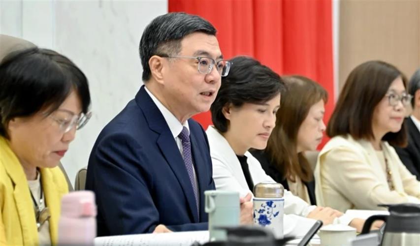 行政院長卓榮泰表示，政府的責任是不能讓人民不安，也絕對不會破壞金融市場的安全穩定及秩序。(圖／行政院提供)