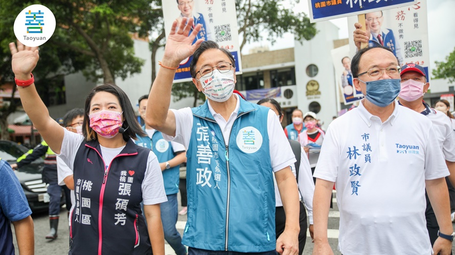 張善政選舉趕行程公務車出車禍。（圖／翻攝自張善政臉書）